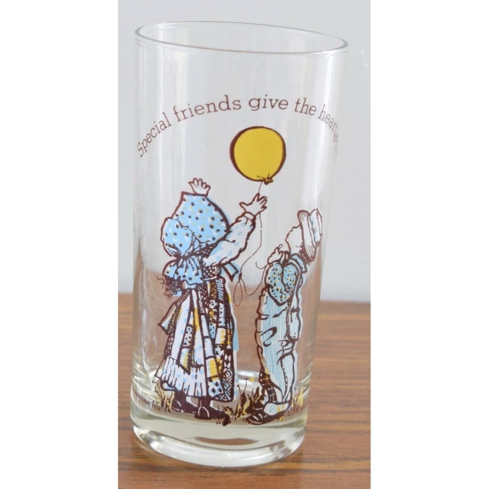 1972 Vintage American Greetings Holly Hobbie Special Friend Heart Drinking Glass